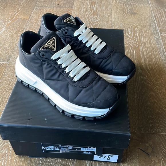 prada nylon piuma trainers